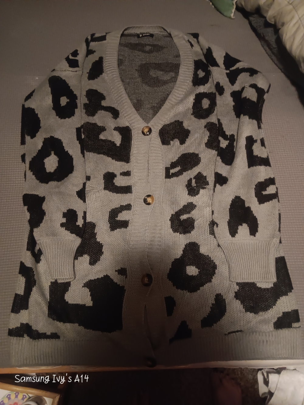 Leopard-Print V-Neck Button Cardigan - Gray/Black